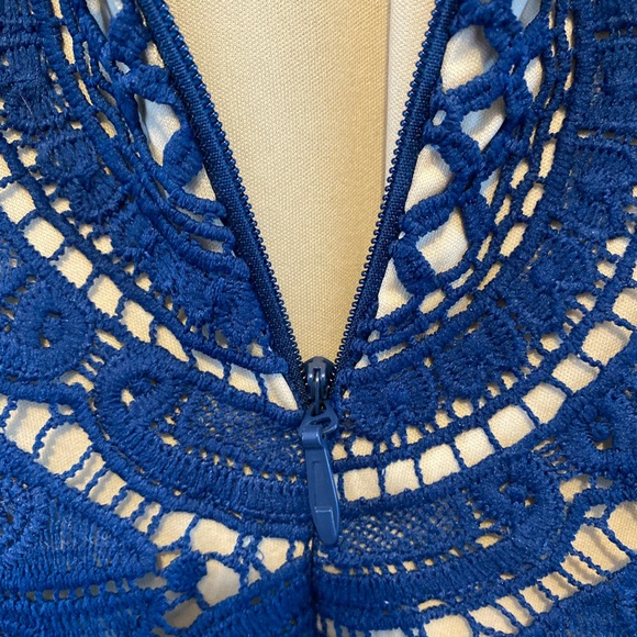 Lulu’s Bellissimo Navy Blue Lace Off-the-Shoulder Bodycon Dress Size Medium - Picture 3 of 10